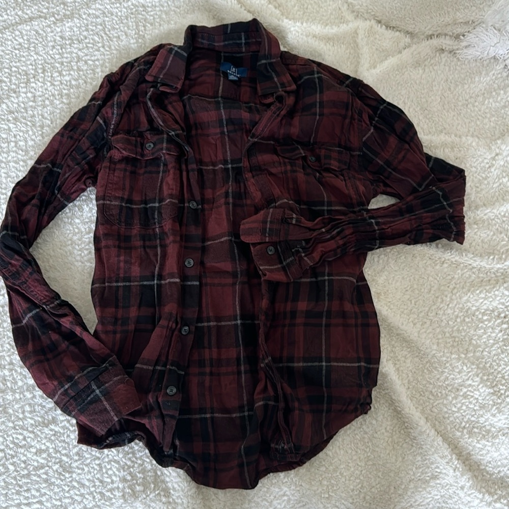 Maroon/black/gray plaid flannel button down
